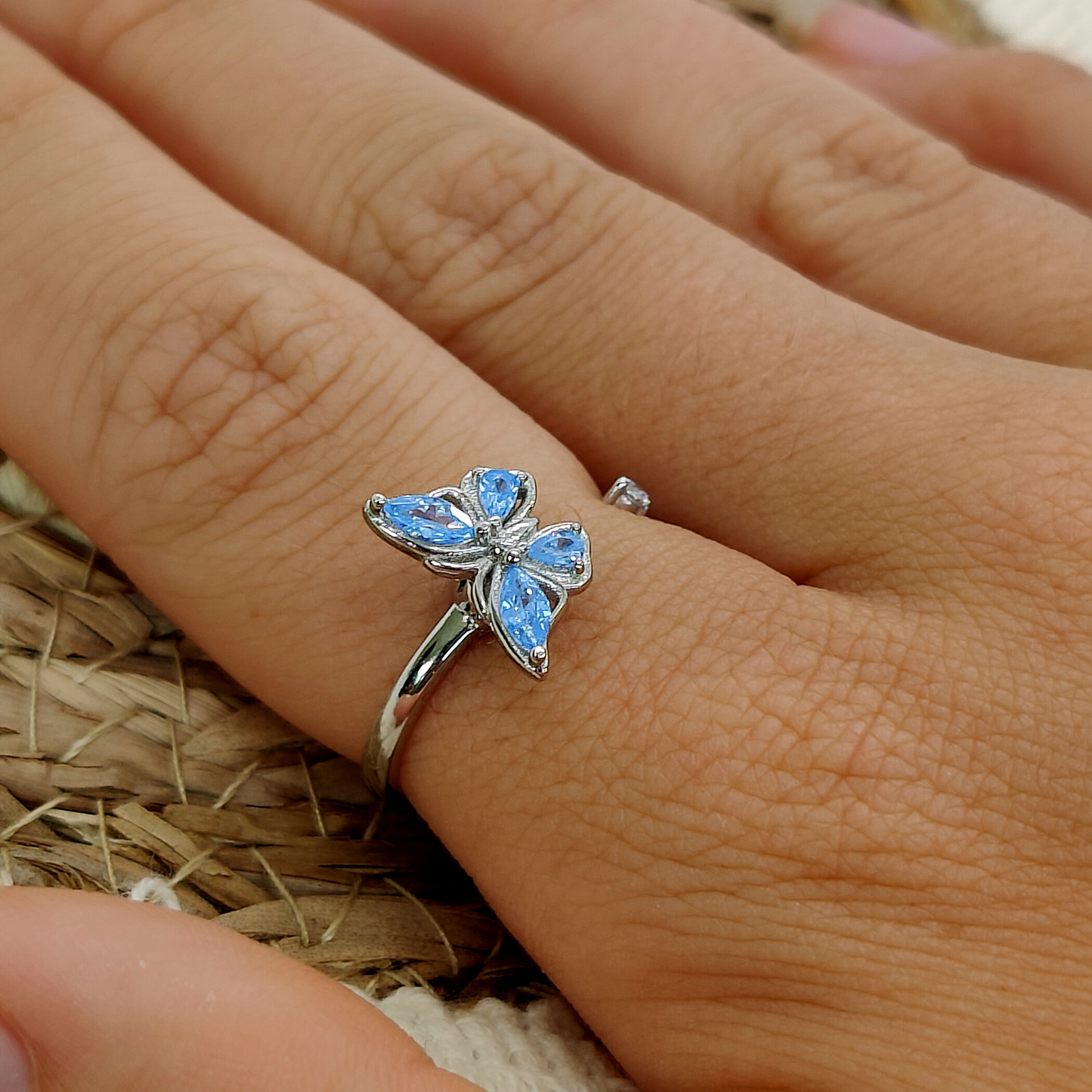 Angstring (Schmetterlingsring) Versilbertes Kupfer