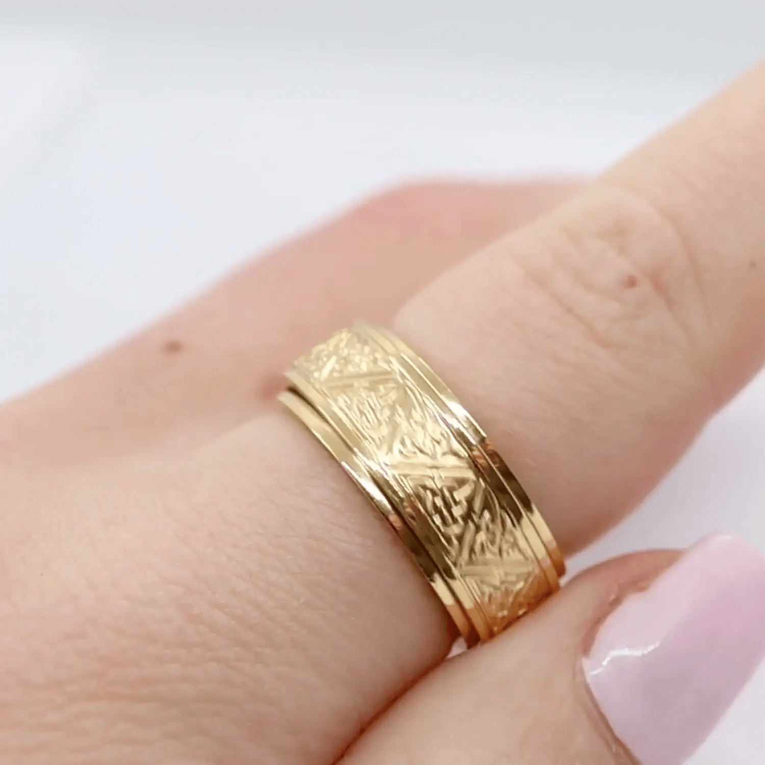 Anxiety ring (Keltisch) Goud in beweging