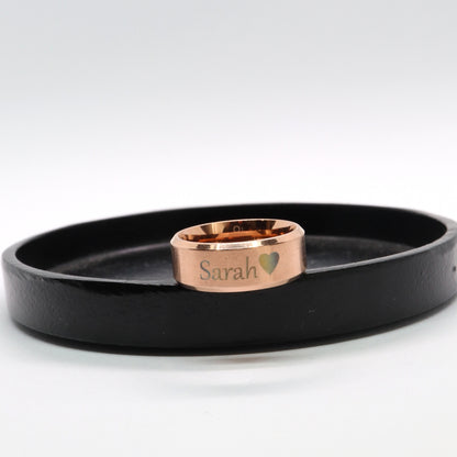 Graveerbare Ring Rosé Goud Sfeerbeeld met gravering
