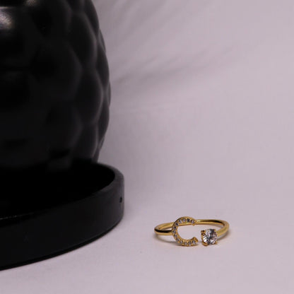 Ring met letter / initial ring zilver 925 Gold Plated Sfeerbeeld